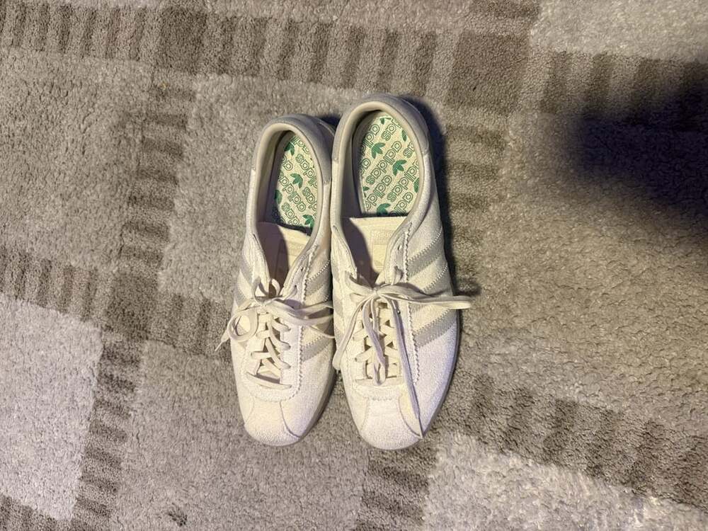 Adidas Tobacco Gruen Size 10 Cream White Suede Sneakers